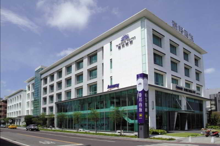Exterior & Views 2, Taipung Suites, Tainan