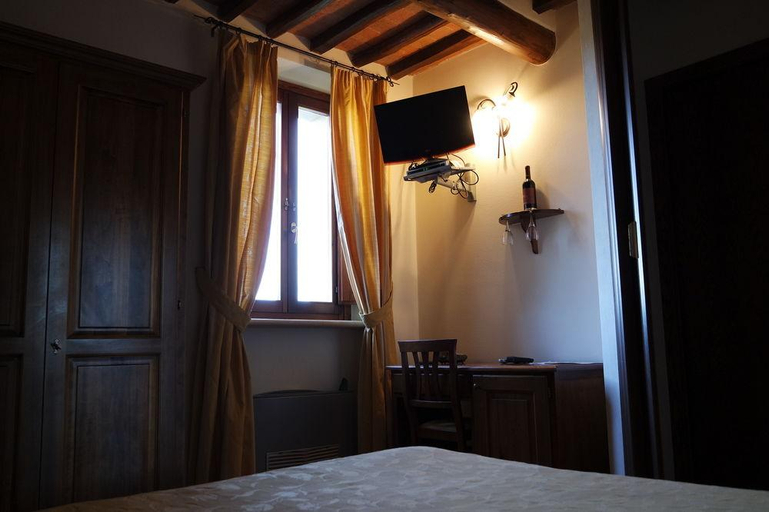 Bedroom 2, Fonte Dei Tufi, Siena