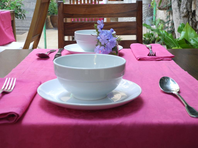 Food & Drinks 5, Casa Bougainvillea, Baleares
