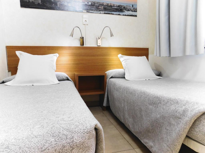 Bedroom 5, Pensión Villanueva, Barcelona