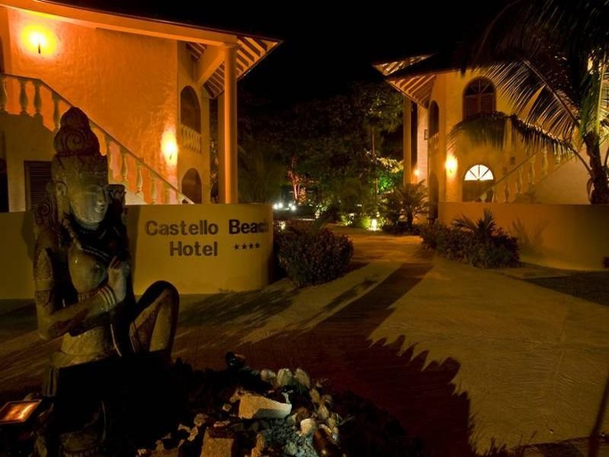 Exterior & Views 2, Castello Beach Hotel