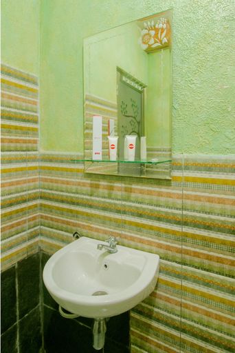 OYO 867 Bettah Coba Homestay, Sukabumi