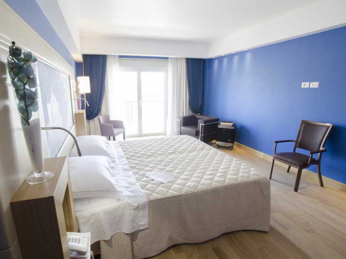 Bedroom 3, Catania International Airport Hotel, Catania