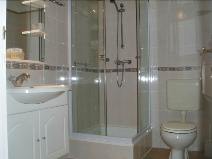 Bathroom 4, Hotel Wollner, Sopron-Fertőd