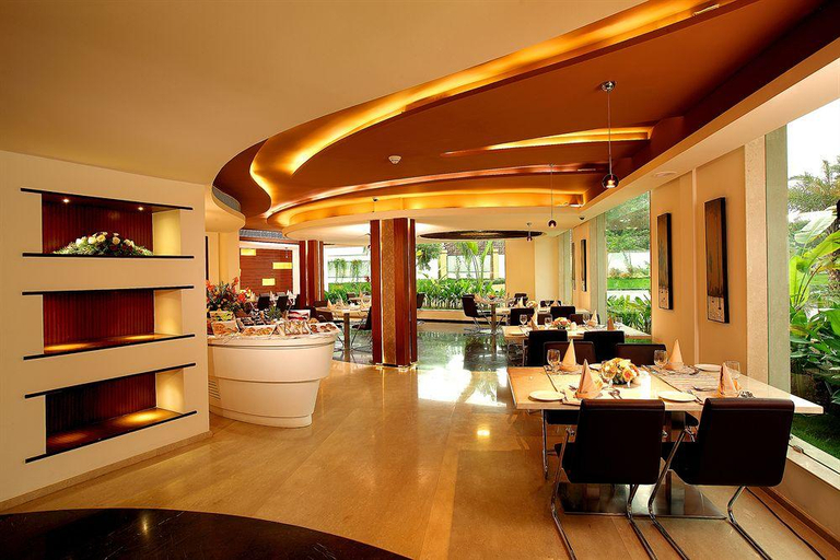 Public Area 4, Flora Airport Hotel and Convention Centre Kochi, Ernakulam