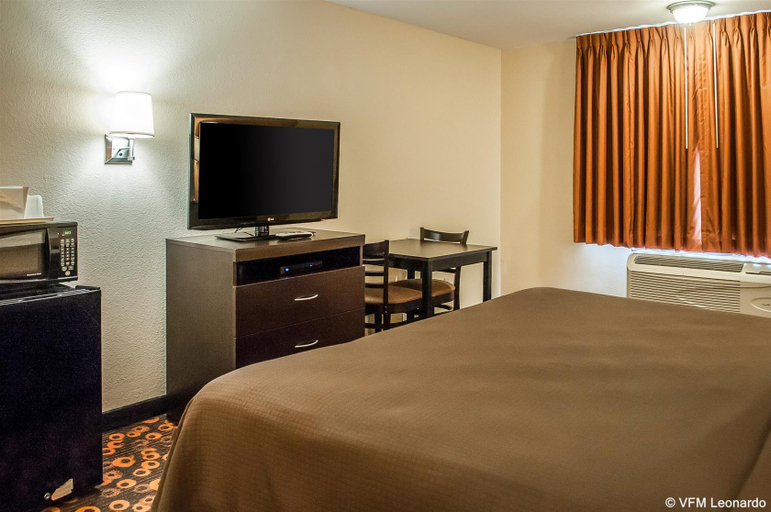 Bedroom 3, Rodeway Inn & Suites Santa Fe, Santa Fe