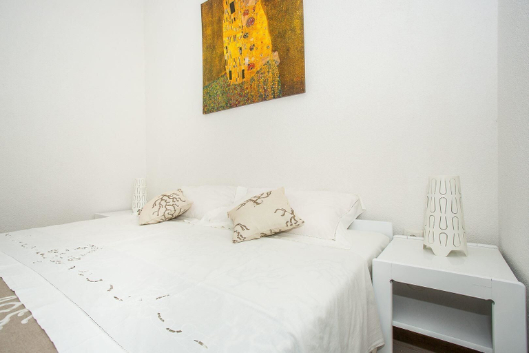 Bedroom 3, Apartments Robert, Smokvica