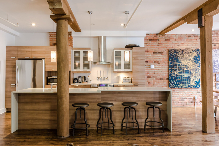 Others 5, 1861 Grand Loft in Old Port by Nuage, Montréal