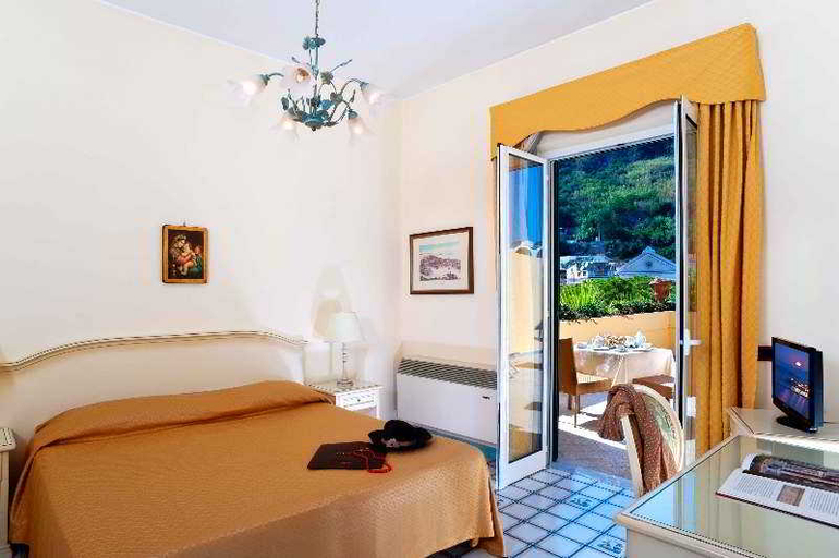 Bedroom 3, LA REGINELLA RESORT & THERMAL SPA, Napoli