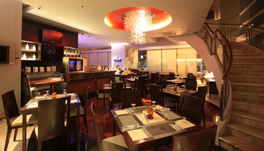 Food & Drinks 5, Lancaster Hotel Manila, Mandaluyong