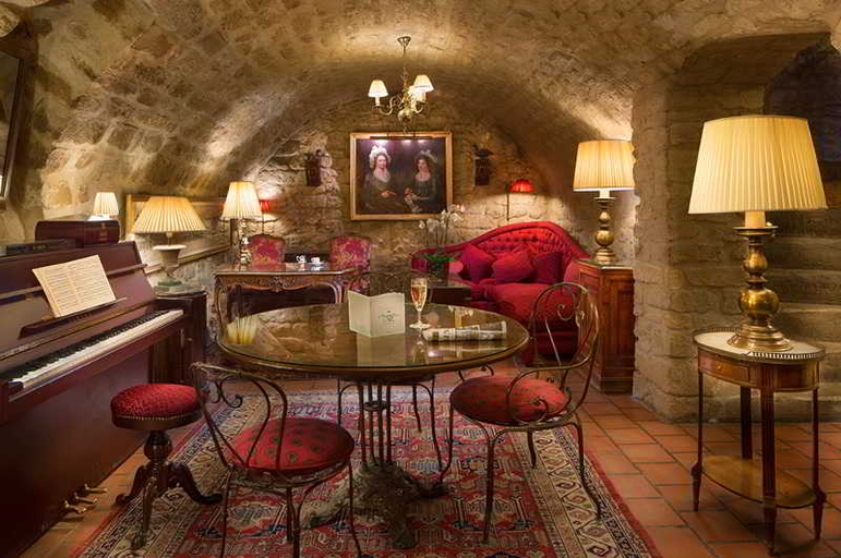 Food & Drinks, Duc De Saint-Simon Saint Germain, Paris