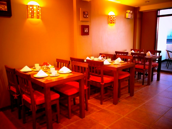 Food & Drinks 4, Los Tambos - Boutique, Arequipa