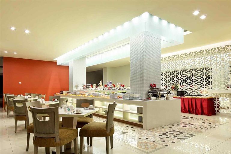 Food & Drinks 4, Mercure Padang, Padang