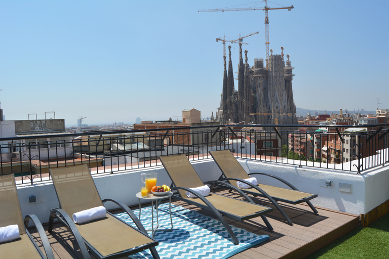 Food & Drinks, Suite Home Sagrada Famila, Barcelona