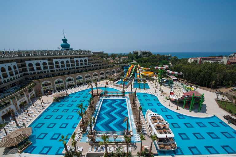 Sport & Beauty 2, Crystal Sunset Pearl Collection, Manavgat