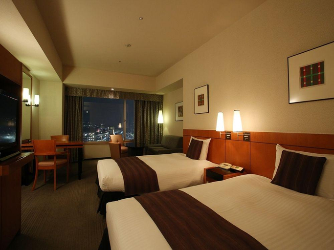 Bedroom 2, Oita Oasis Tower Hotel, Ōita
