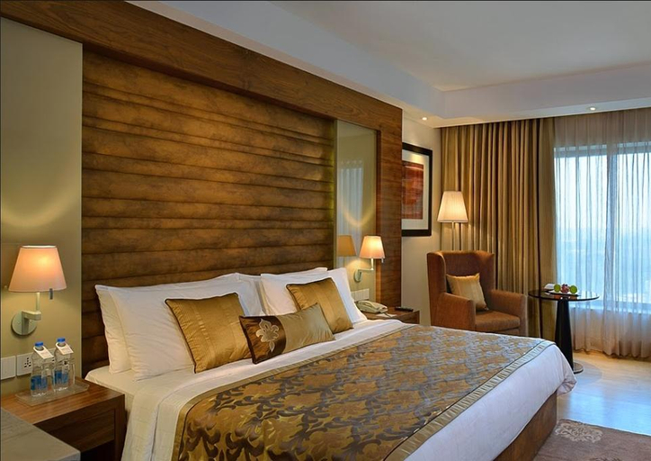 Bedroom 4, Fortune Inn Grazia, Gautam Buddha Nagar