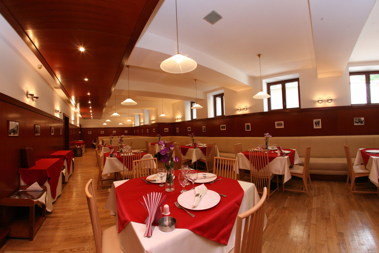 Food & Drinks 5, Hotel Savoy, Timisoara