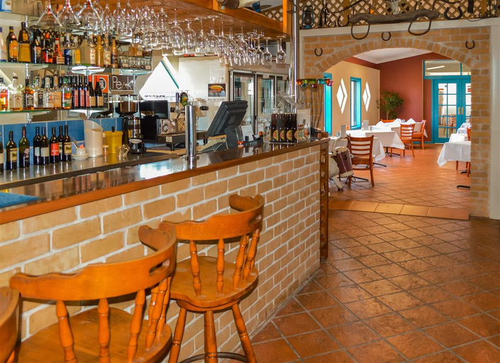 Food & Drinks 4, Taree Motor Inn, Greater Taree
