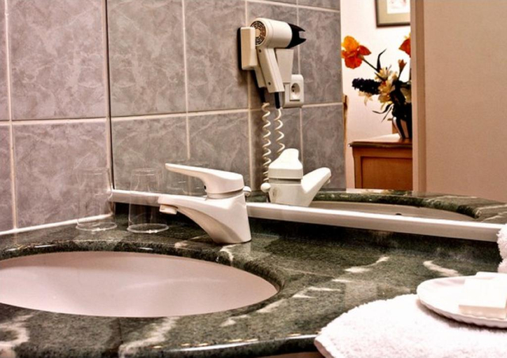Bathroom, Jas Neuf Sainte Maxime, Var