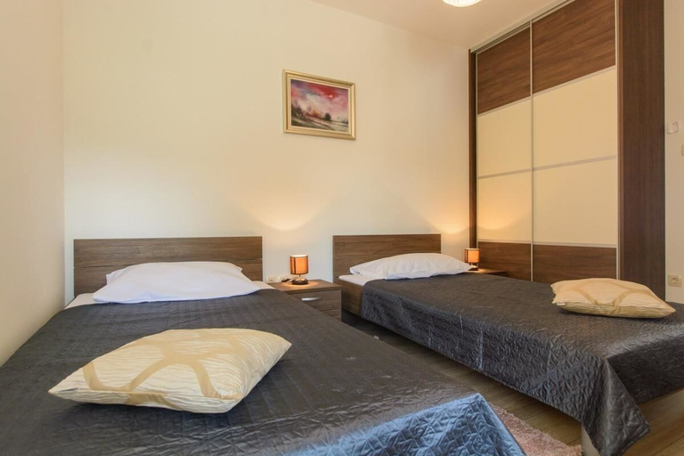 Bedroom 3, Apartments Villa Aurora 4, Okrug
