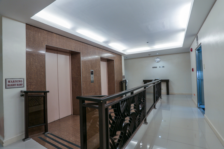 Public Area 3, Paragon Tower Hotel , Manila City