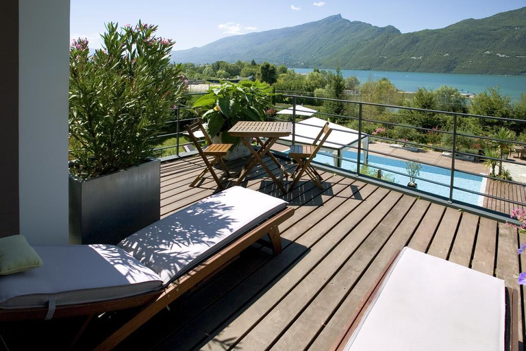 Exterior & Views 2, Les Suites Du Lac, Savoie