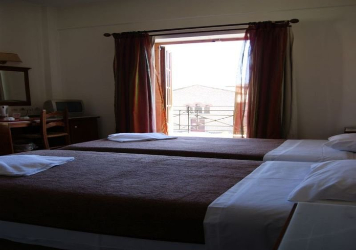 Bedroom 5, Pelops, West Greece