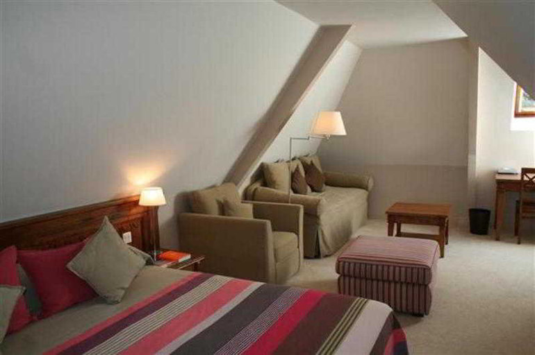 Bedroom 2, Hotel du Tumulus, Morbihan