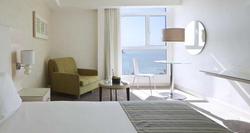 Bedroom 4, Isrotel Ganim