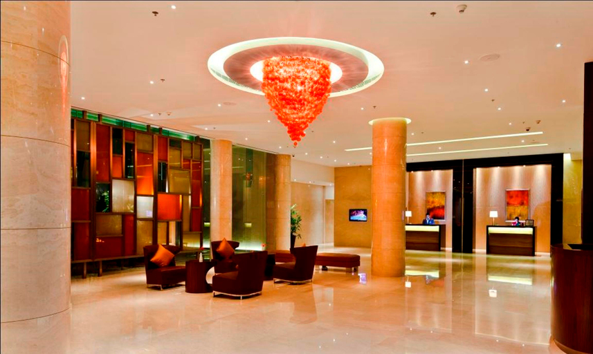 Public Area 5, Courtyard Kochi Airport, Ernakulam
