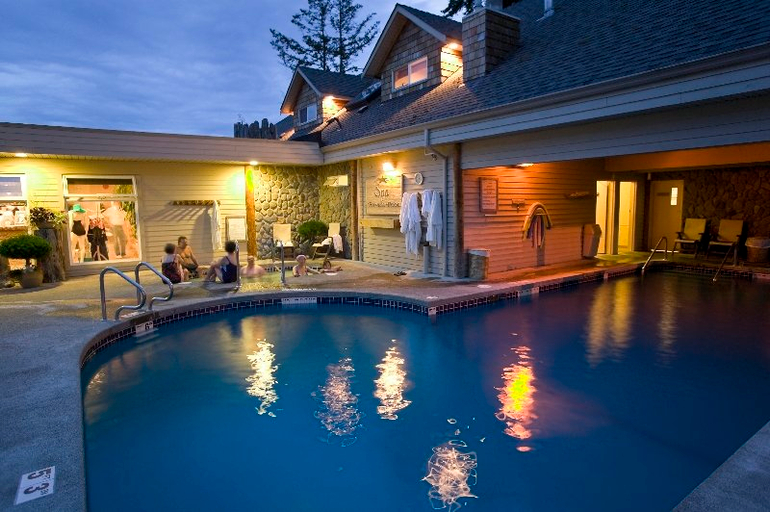 Sport & Beauty 2, Kingfisher Pacific Resort and Spa, Comox-Strathcona