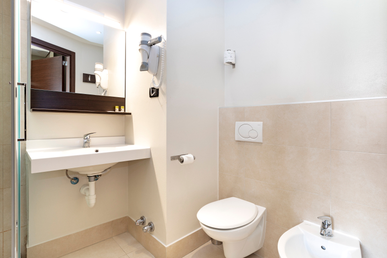 Bathroom 4, B&B Hotel Torino Orbassano, Torino