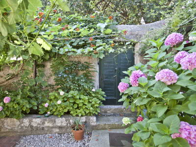Others 5, Apartment Gradac with garden next to beach and Old Town, Dubrovnik