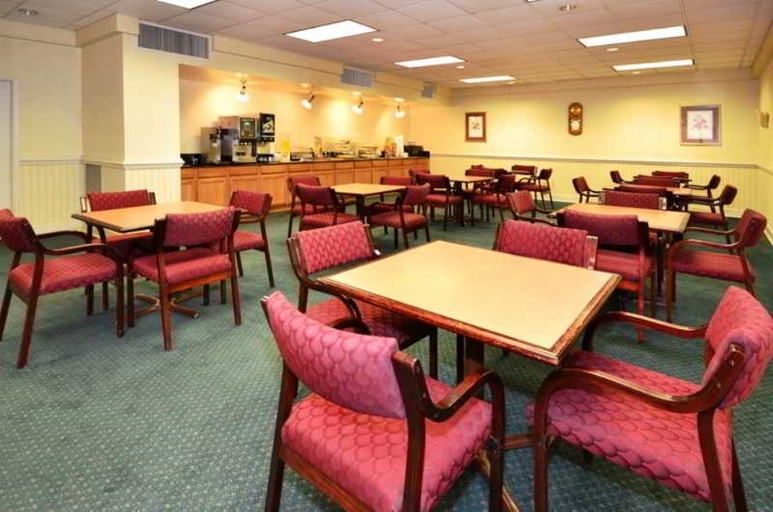 Food & Drinks, Econo Lodge Inn & Suites Chambersburg Central, Franklin