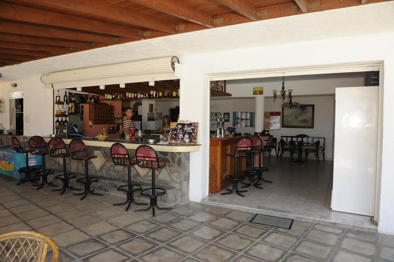 Food & Drinks 4, Gelli Apartments, South Aegean