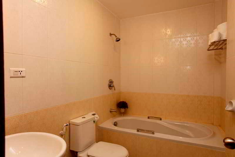 Bathroom 5, Lao Golden Hotel, Vientiane
