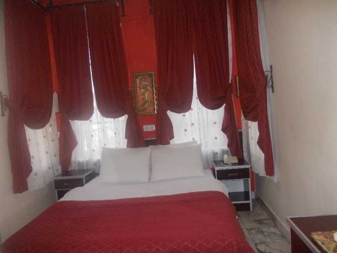 Bedroom 3, Kaleici Lodge Hotel, Antalya