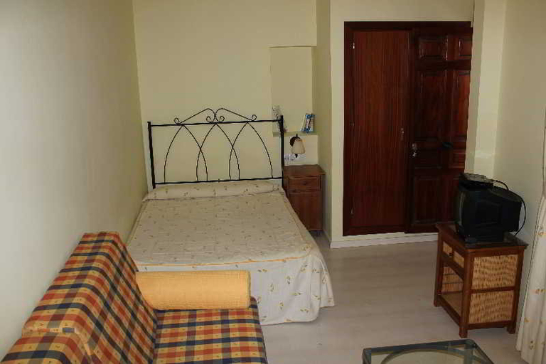 Bedroom 4, Pension La Montorena, Sevilla