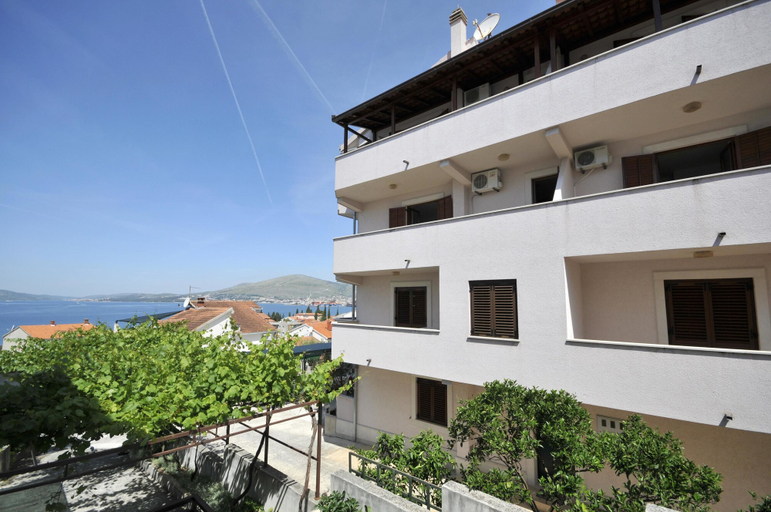Exterior & Views 2, Apartments Ivana-Mira, Okrug