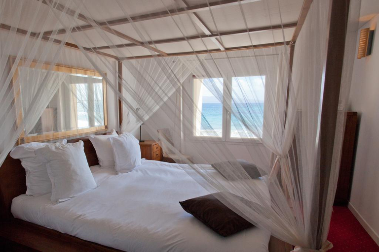 Bedroom 4, Palm Beach, Corse-du-Sud