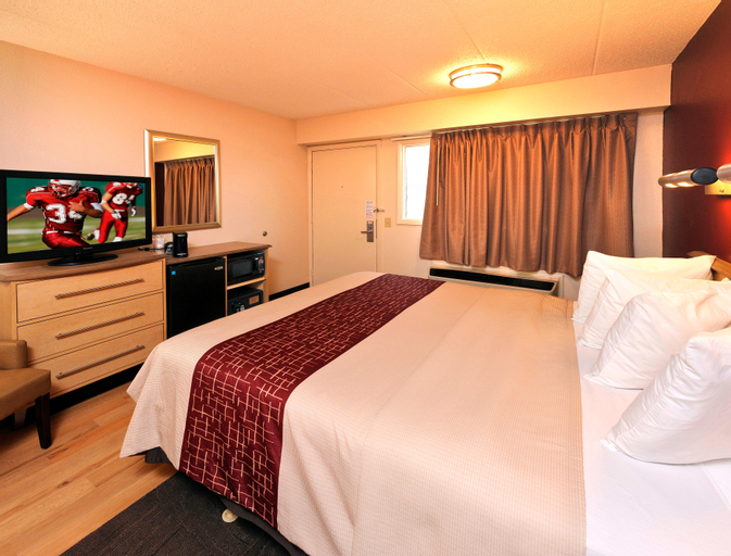Bedroom 12
