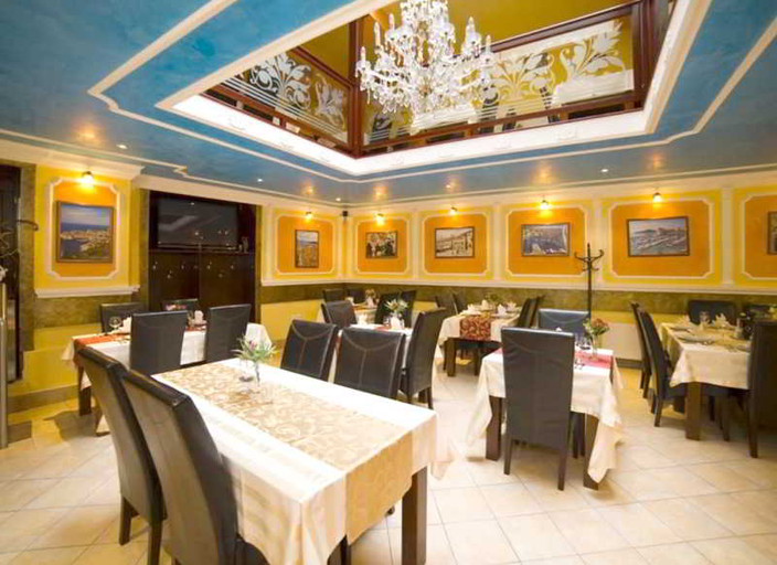 Food & Drinks 5, Palacky, Karlovy Vary