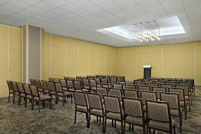 Business Facilities 2, The Westin Edmonton, Division No. 11