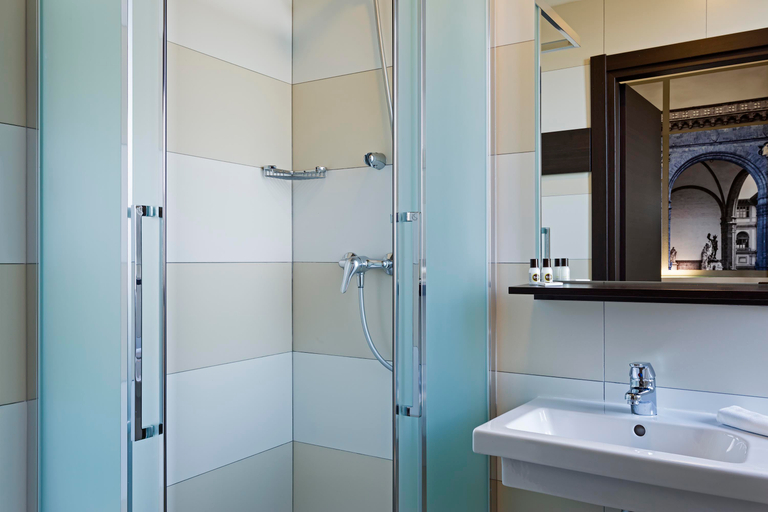 Bathroom 4, B&B Hotel Firenze Nuovo Palazzo Di Giustizia, Florence