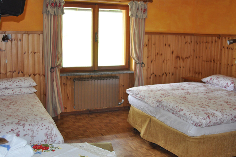 Bedroom 3, Hotel Flora Alpina, Aosta