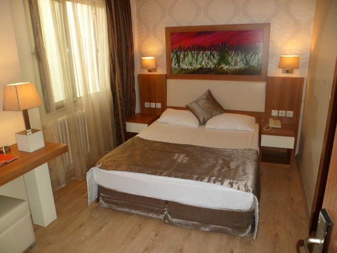 Bedroom 3, Baylan Basmane, Konak