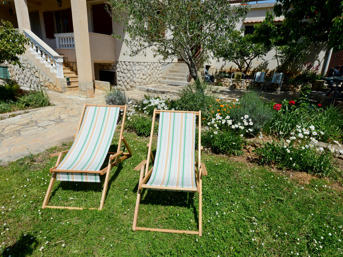 Public Area 2, Andjelko, Zadar