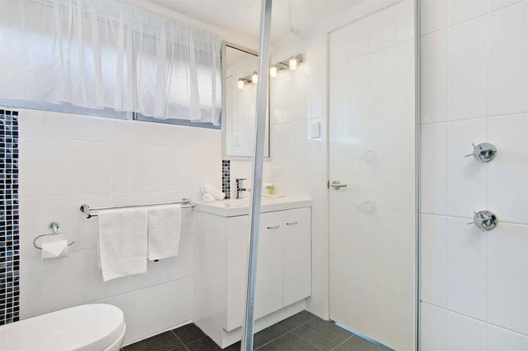 Bathroom 3, Comfort Inn Marco Polo, Greater Taree