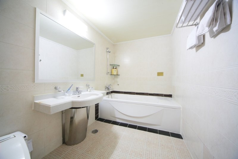 Bathroom, HOTEL MANHATTAN, Gangnam